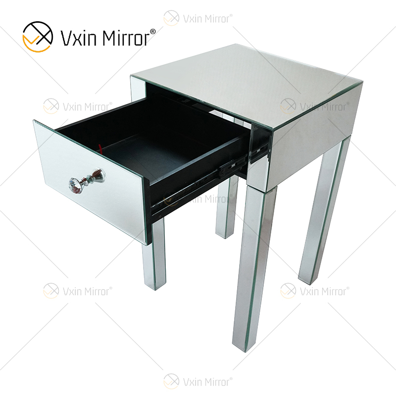 Vanity Modern WXF-046 Silberne Möbel Kristall-Nachttisch mit 1 Schubladen verspiegelter Nachttisch