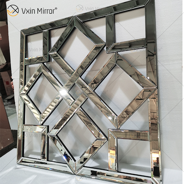 Quadratischer verspiegelter dekorativer Wandspiegel mit abgeschrägter Kante Moderne modische Wandspiegel WXM-1581