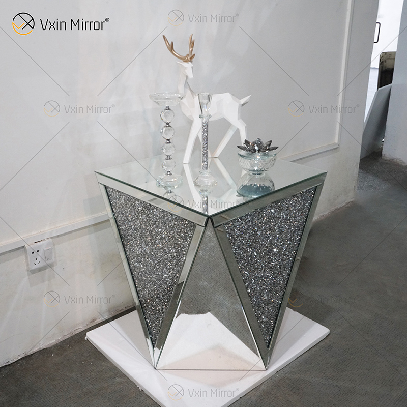 WXF-711-2 Einzigartiger Stil, verschiedenes modernes Design, verspiegelter Couchtisch und Beistelltisch aus Glas