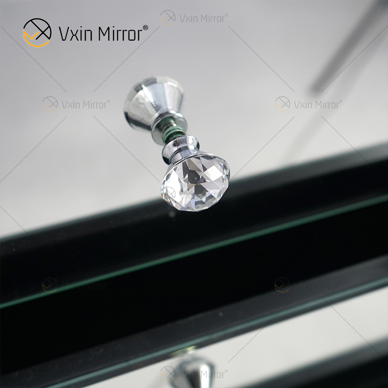 Vxin Nachttisch mit 5 Schubladen, verspiegelt, Silber, Crushed Diamond