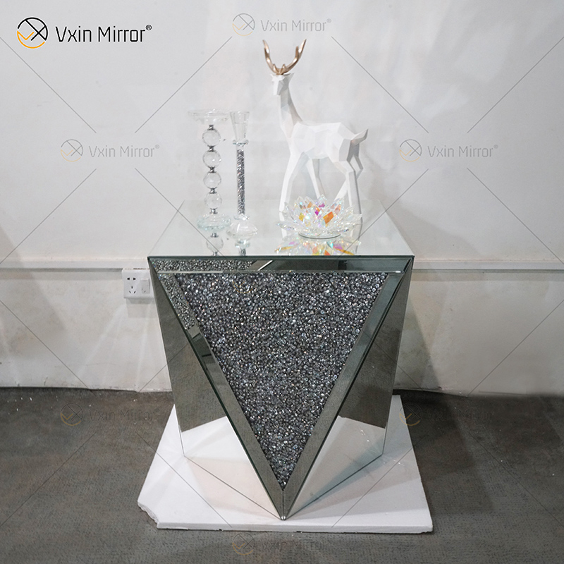 WXF-711-2 Einzigartiger Stil, verschiedenes modernes Design, verspiegelter Couchtisch und Beistelltisch aus Glas