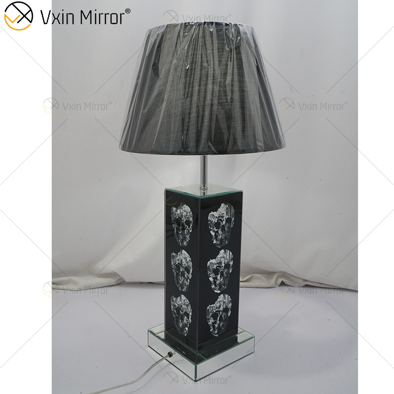 Vxin Supply Gothic Style WXTL-79 Tischspiegellampe mit silbernem schwarzem Totenkopf und Lampenschirm für Hotel