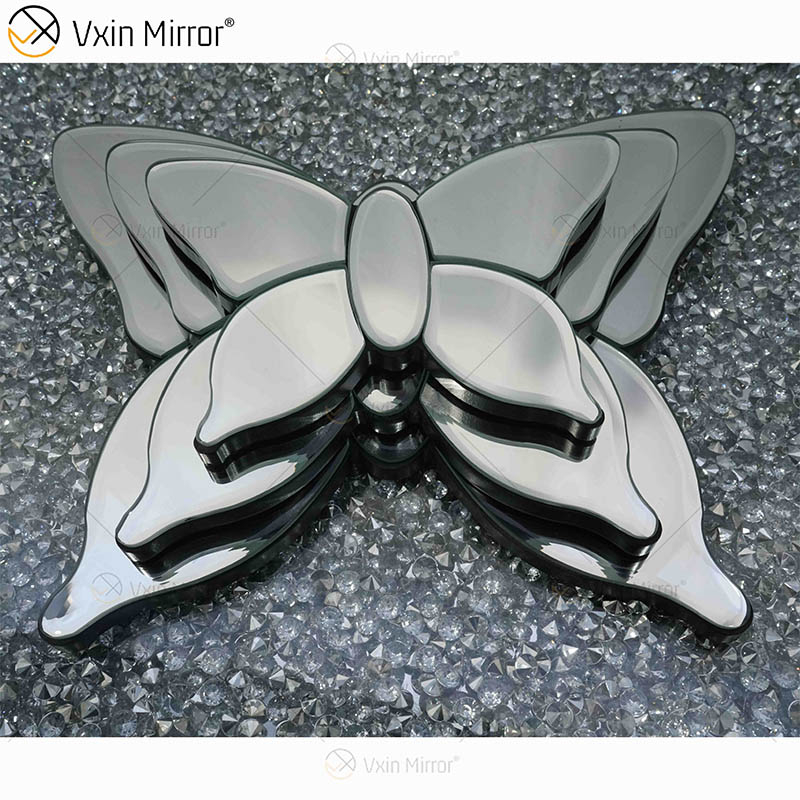 Moderne zweifarbige silberbraune verspiegelte Schmetterlings-3D-Spiegel-Wand-Kunst-Wohnkultur-Wandrahmen in Wohnzimmermöbeln WXM-1097