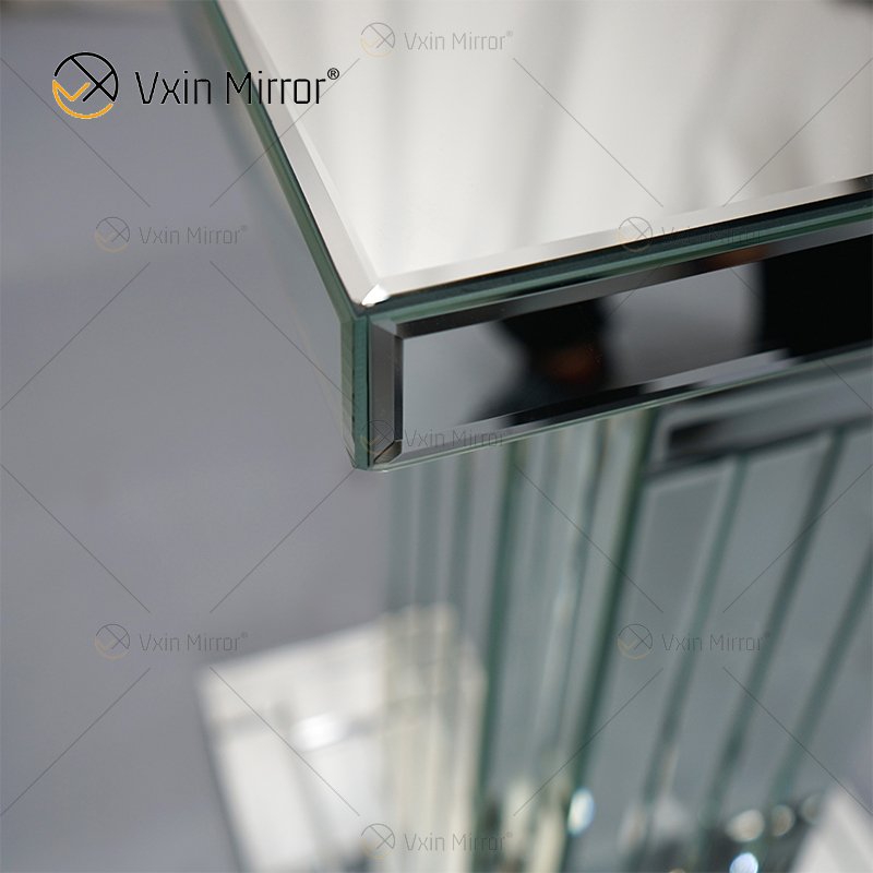 The Factory Hot Sale WXF-010 Klassischer Stil Silber Roman Pillar Home Decor verspiegelter Beistelltisch