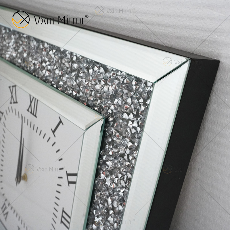 Spiegeluhr WXMC-011 Silberne dekorative Uhr mit Crushed Diamond
