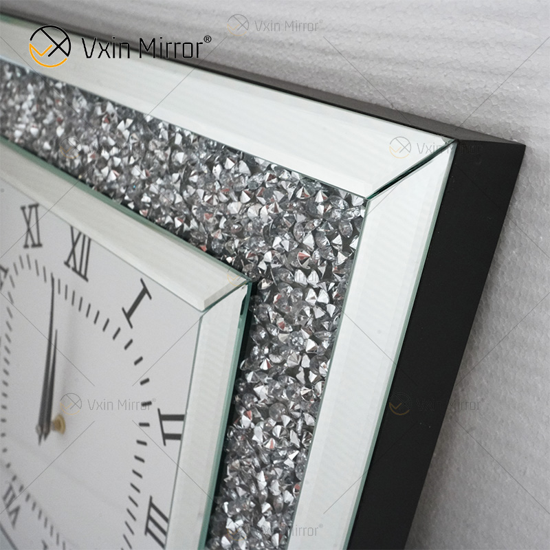 Spiegeluhr WXMC-011 Silberne dekorative Uhr mit Crushed Diamond