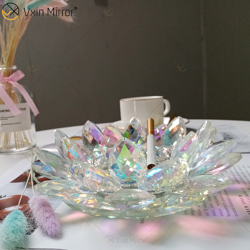 Zigaretten Zigarren Lotus Crystal Hotel Design Glas Aschenbecher handgefertigt für Couchtische