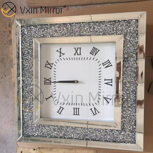 Luxuriöse, elegante, moderne Silber-Crushed-Diamant-Spiegel-Wanduhr