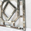 Quadratischer verspiegelter dekorativer Wandspiegel mit abgeschrägter Kante Moderne modische Wandspiegel WXM-1585