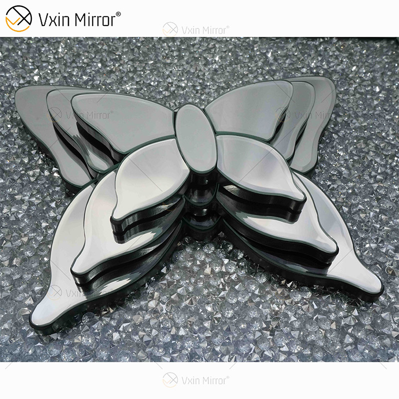 Moderne zweifarbige silberbraune verspiegelte Schmetterlings-3D-Spiegel-Wand-Kunst-Wohnkultur-Wandrahmen in Wohnzimmermöbeln WXM-1097