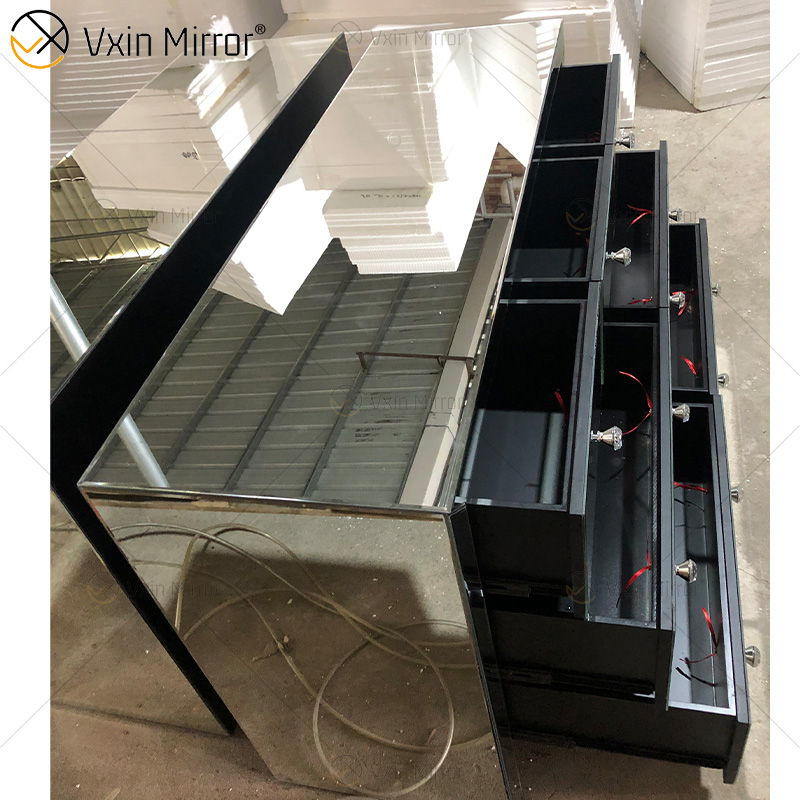 Heißer Verkauf WXWF-817 Modernes Kabinett mit mehr Schubladen Design Wohnzimmer oder Esszimmer Silber Kabinett