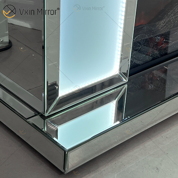 Neues Design WXMF-096 LED-Wohnzimmer-Spiegelkamin aus silberfarbenem Milchglas mit Inneneinsatz