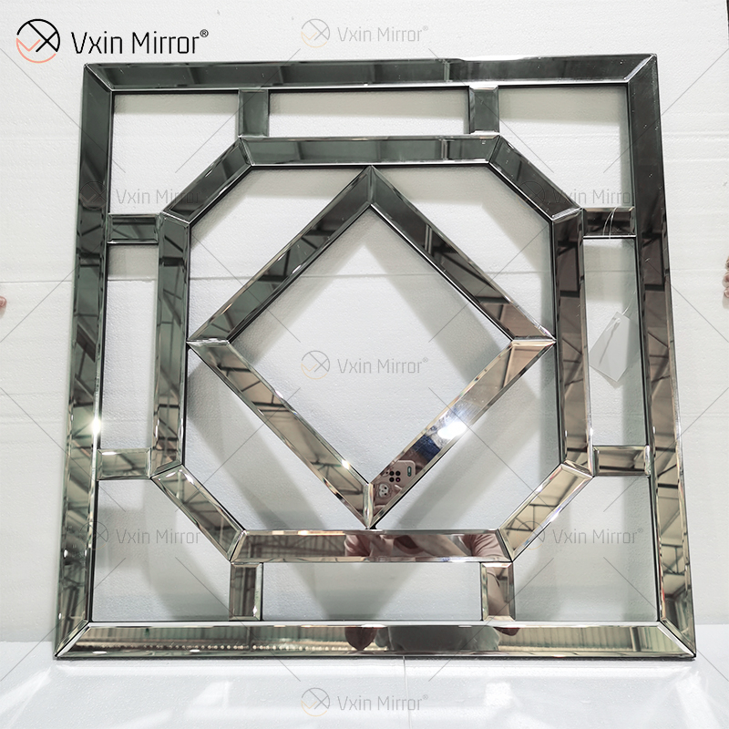 Quadratischer verspiegelter dekorativer Wandspiegel mit abgeschrägter Kante Moderne modische Wandspiegel WXM-1585