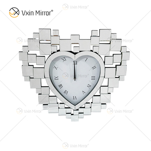 Anti-Droping-Paket WXMC-18 Moderne silberne dekorative herzförmige Spiegeluhr