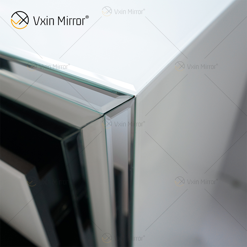 Hot Sell White Mirror Set WXF-792 Moderner Schminktisch mit silbernem Rahmen und Stuhl, 7 Schubladen